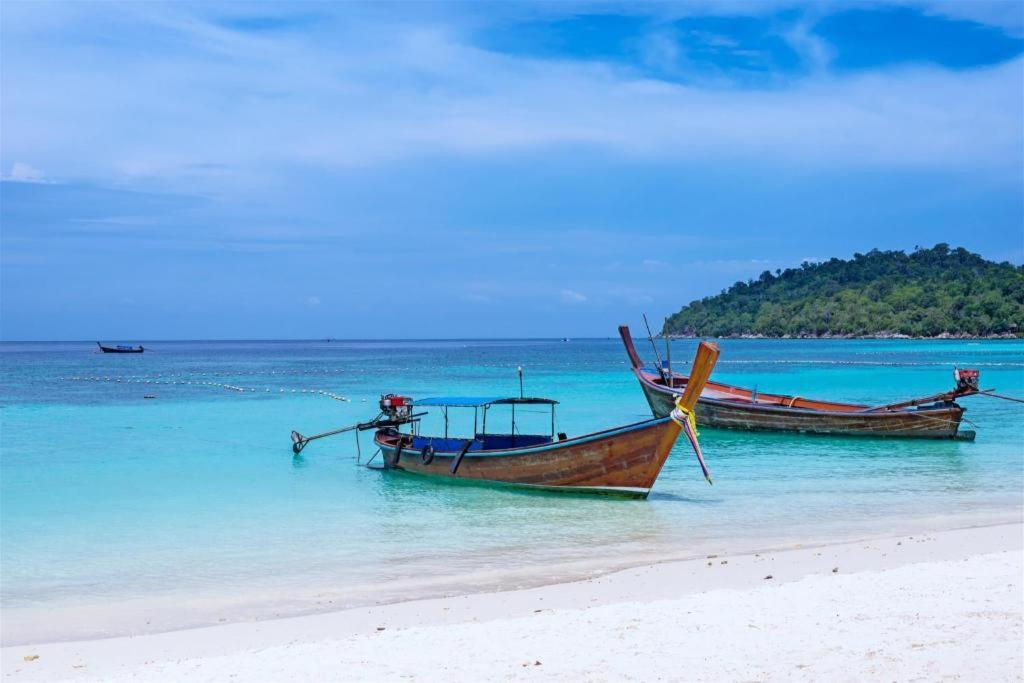 The Breeze Hotel Koh Lipe Buitenkant foto